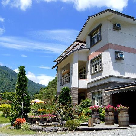 Left Bank Bnb Jiaoxi Dış mekan fotoğraf